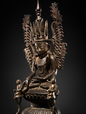 Lot 16 - A BRONZE FIGURE OF JAMBUPATI BUDDHA, SHAN STATES