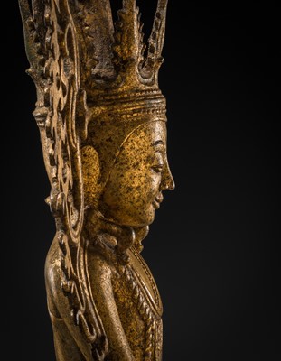 Lot 15 - A GILT-LACQUERED BRONZE FIGURE OF JAMBUPATI BUDDHA, SHAN STATES