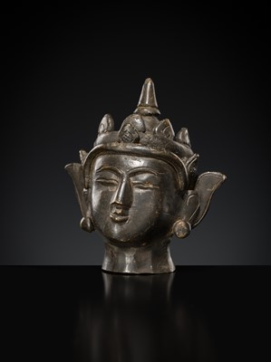 Lot 145 - A SMALL BRONZE HEAD OF CROWNED JAMBHUPATI BUDDHA, ARAKAN STYLE, 18TH-19TH CENTURY OR EARLIER