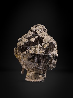 Lot 36 - A LARGE GILT PAPIER-MÂCHÉ PROCESSIONAL HEAD OF BUDDHA, 19TH-20TH CENTURY