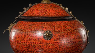 Lot 191 - A BRASS-MOUNTED LACQUERED WOOD BOX, KERALA, 19TH-20TH CENTURY