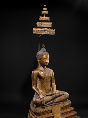 Lot 32 - A VERY LARGE (187 CM HIGH) GILT-LACQUERED FIGURE OF BUDDHA SHAKYAMUNI WITH CANOPY, RATTANAKOSIN PERIOD