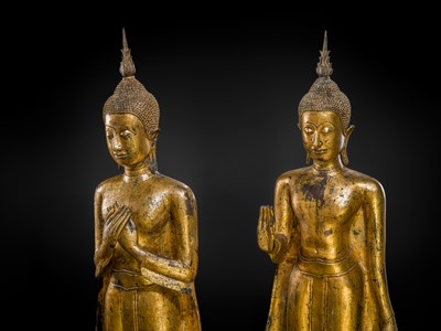 Lot 28 - A RARE GROUP OF FIVE LARGE (156 CM HIGH) GILT-LACQUERED FIGURES OF BUDDHAS, LATE AYUTTHAYA TO EARLY RATTANAKOSIN PERIOD