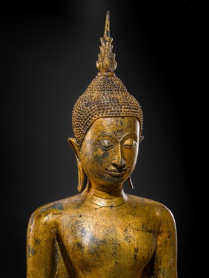 Lot 28 - A RARE GROUP OF FIVE LARGE (156 CM HIGH) GILT-LACQUERED FIGURES OF BUDDHAS, LATE AYUTTHAYA TO EARLY RATTANAKOSIN PERIOD