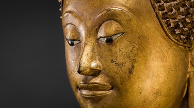 Lot 33 - A MONUMENTAL (194 CM HIGH) GILT-LACQUERED BRONZE FIGURE OF BUDDHA MUCHALINDA, RATTANAKOSIN PERIOD