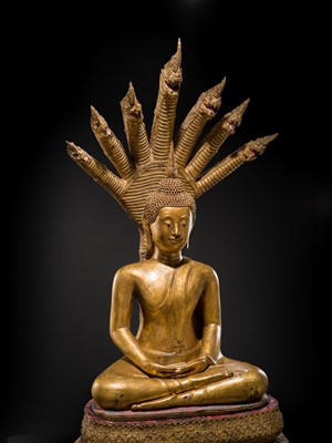 Lot 33 - A MONUMENTAL (194 CM HIGH) GILT-LACQUERED BRONZE FIGURE OF BUDDHA MUCHALINDA, RATTANAKOSIN PERIOD
