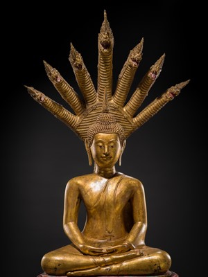 Lot 33 - A MONUMENTAL (194 CM HIGH) GILT-LACQUERED BRONZE FIGURE OF BUDDHA MUCHALINDA, RATTANAKOSIN PERIOD