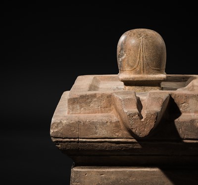 Lot 4 - A LARGE SANDSTONE LINGAM AND YONI, ANGKOR PERIOD, 10TH-12TH CENTURY