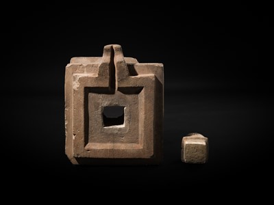 Lot 4 - A LARGE SANDSTONE LINGAM AND YONI, ANGKOR PERIOD, 10TH-12TH CENTURY