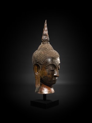 Lot 37 - A MONUMENTAL (106 CM HIGH) BRONZE HEAD OF BUDDHA, AYUTTHAYA STYLE