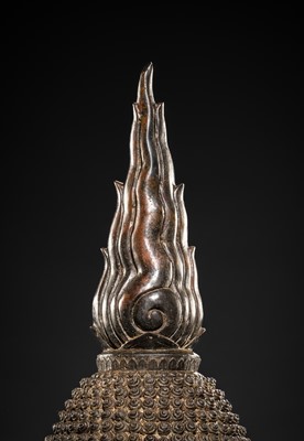 Lot 37 - A MONUMENTAL (106 CM HIGH) BRONZE HEAD OF BUDDHA, AYUTTHAYA STYLE