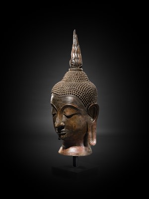 Lot 37 - A MONUMENTAL (106 CM HIGH) BRONZE HEAD OF BUDDHA, AYUTTHAYA STYLE