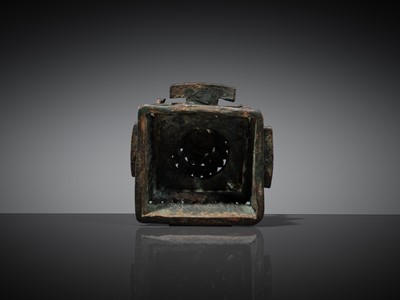 Lot 141 - A BRONZE ‘MOUNT MERU’ SRI YANTRA, NEPAL, 16TH-18TH CENTURY