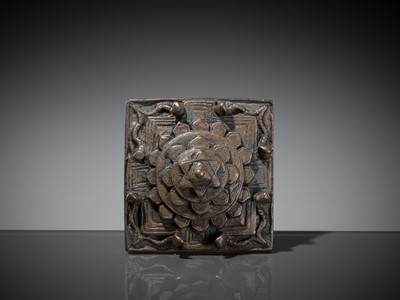 Lot 213 - A BRONZE SRI YANTRA IN THE SHAPE OF MOUNT MERU, 17TH-18TH CENTURY
