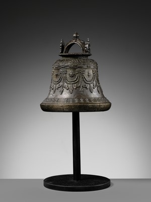 Lot 45 - A BRONZE RITUAL BELL, GHANTA, 17TH-18TH CENTURY