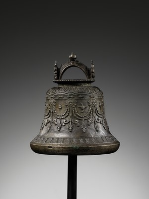 Lot 45 - A BRONZE RITUAL BELL, GHANTA, 17TH-18TH CENTURY