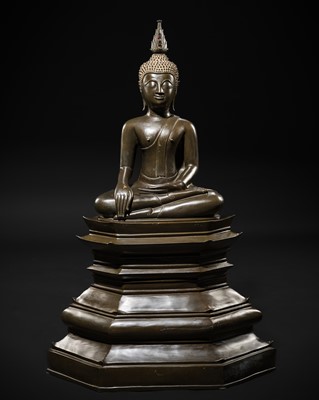 Lot 10 - A VERY LARGE AND IMPORTANT BRONZE FIGURE OF BUDDHA, LAOS, 16TH-17TH CENTURY