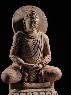 Lot 246 - THE MONUMENTAL AND HIGHLY IMPORTANT ‘KIENZLE’ STUCCO STATUE OF BUDDHA GANDHARA, PROBABLY HADDA, CIRCA 3RD-5TH CENTURY