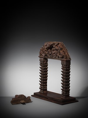Lot 120 - A WOOD TORANA, NEPAL, CIRCA 16TH - 18TH CENTURY
