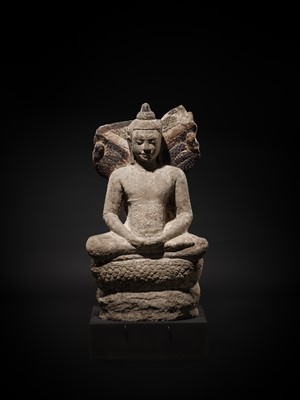 Lot 24 - A RARE SANDSTONE FIGURE OF BUDDHA MUCHALINDA, LOPBURI STYLE, 13TH CENTURY