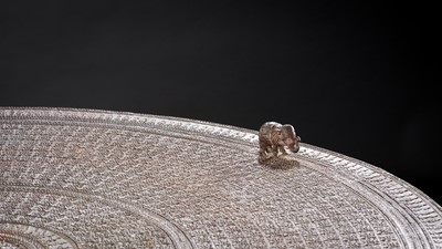 Lot 42 - A MONUMENTAL AND EXTREMELY RARE BRONZE RAIN DRUM, KAREN PEOPLE
