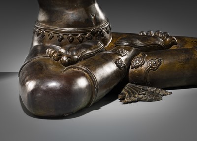 Lot 118 - A LARGE BRONZE FIGURE OF MANJUSHRI, NEPAL, 20TH CENTURY