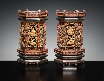 Lot 250 - A PAIR OF CARVED AND GILT-LACQUERED WOOD STANDS, SOUTHERN CHINA, 19TH CENTURY