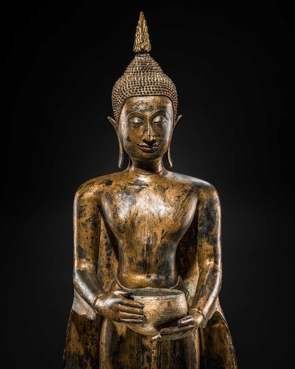 Lot 30 - A VERY LARGE (117 CM HIGH) AND IMPRESSIVE GILT-BRONZE FIGURE OF BUDDHA, LATE AYUTTHAYA TO EARLY RATTANAKOSIN PERIOD