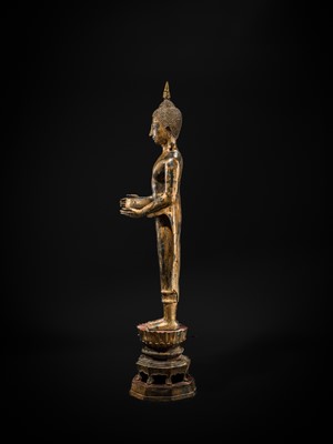 Lot 30 - A VERY LARGE (117 CM HIGH) AND IMPRESSIVE GILT-BRONZE FIGURE OF BUDDHA, LATE AYUTTHAYA TO EARLY RATTANAKOSIN PERIOD