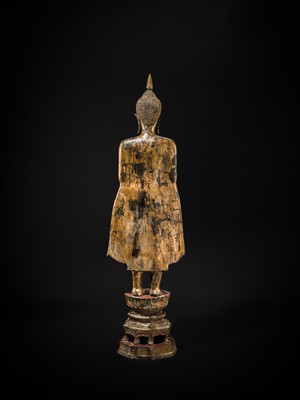 Lot 30 - A VERY LARGE (117 CM HIGH) AND IMPRESSIVE GILT-BRONZE FIGURE OF BUDDHA, LATE AYUTTHAYA TO EARLY RATTANAKOSIN PERIOD