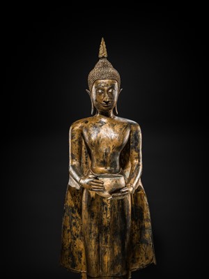 Lot 30 - A VERY LARGE (117 CM HIGH) AND IMPRESSIVE GILT-BRONZE FIGURE OF BUDDHA, LATE AYUTTHAYA TO EARLY RATTANAKOSIN PERIOD