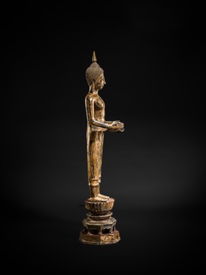 Lot 30 - A VERY LARGE (117 CM HIGH) AND IMPRESSIVE GILT-BRONZE FIGURE OF BUDDHA, LATE AYUTTHAYA TO EARLY RATTANAKOSIN PERIOD