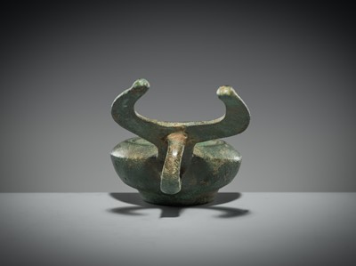 Lot 175 - A ROMAN BRONZE ‘BULL’ LAMP, CIRCA 1ST-2ND CENTURY AD