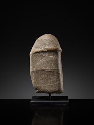 Lot 8 - A PHALLIC LIMESTONE LINGAM, BURMA, CIRCA 8TH-10TH CENTURY