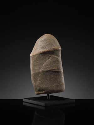 Lot 8 - A PHALLIC LIMESTONE LINGAM, BURMA, CIRCA 8TH-10TH CENTURY
