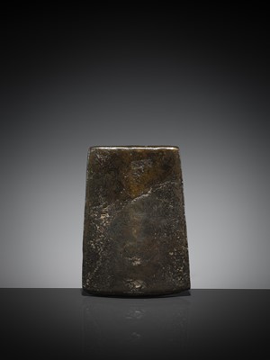 Lot 133 - A HEAVY BRONZE STUPA MOLD, 18TH-19TH CENTURY