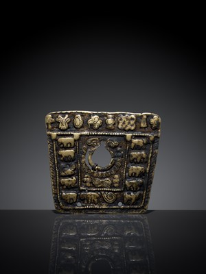 Lot 192 - A COPPER-ALLOY 'TWELVE ZODIAC ANIMALS AND EIGHT BUDDHIST EMBLEMS' THOGCHAG, TIBET, 12TH-15TH CENTURY