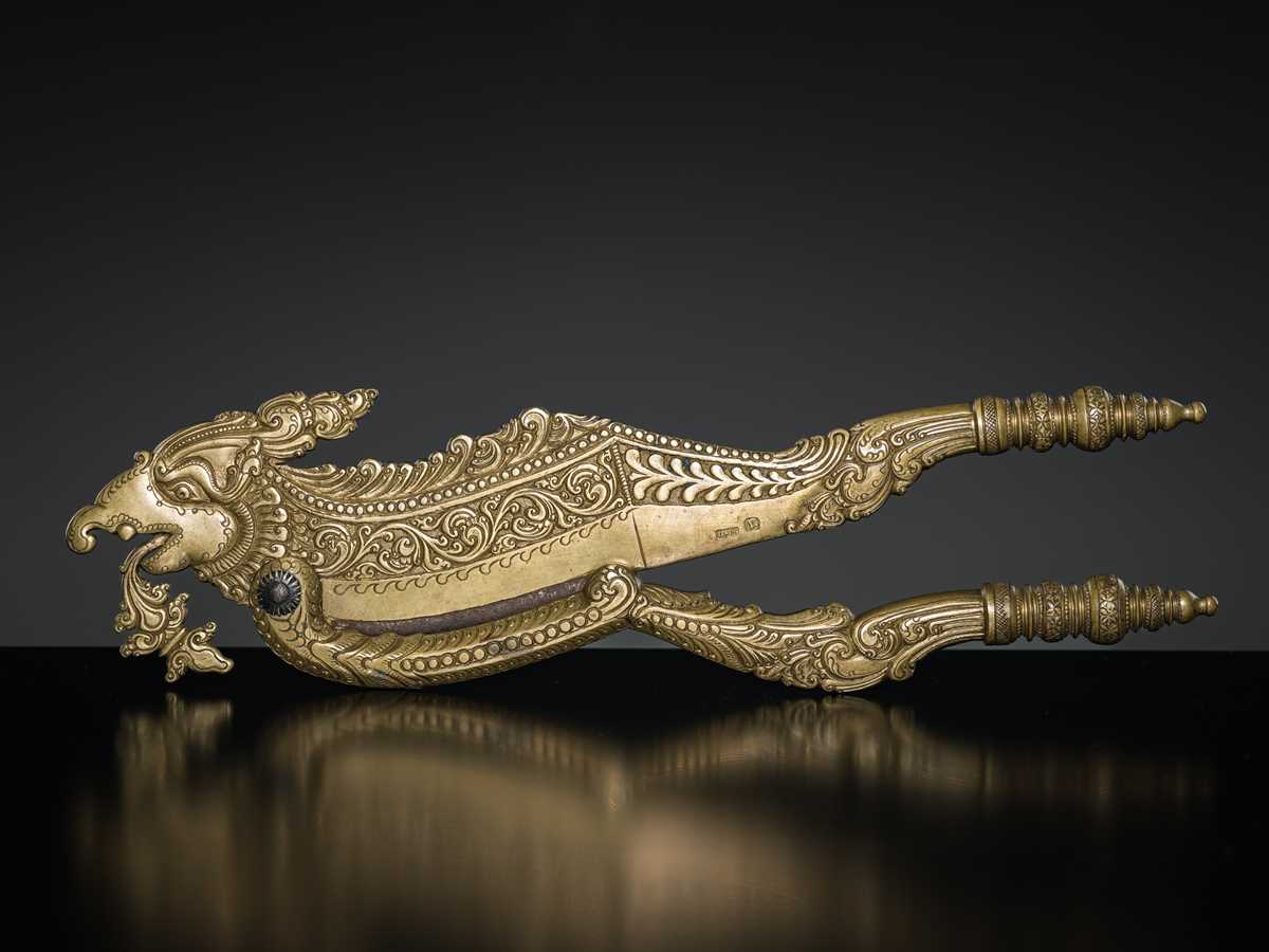 Lot 156 - A BRASS ‘MYTHICAL BIRD’ BETEL NUT CUTTER WITH IRON BLADE, SRI LANKA, 18TH-19TH CENTURY