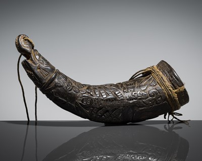 Lot 162 - A WOOD EXORCIST'S HORN, THUN RVA, TIBET, 18TH CENTURY