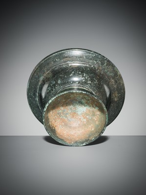 Lot 143 - A KHMER BRONZE BOWL AND STAND, ANGKOR PERIOD, 13TH CENTURY