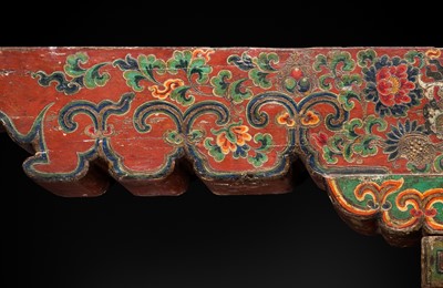 Lot 120 - A PAIR OF POLYCHROME WOOD COLUMNS, TIBET, 18TH-19TH CENTURY