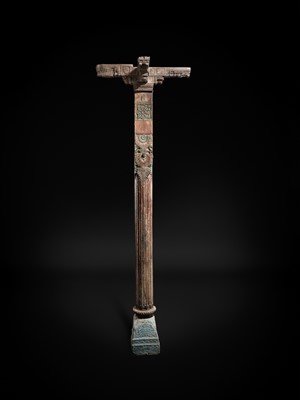 Lot 99 - A PAIR OF CARVED AND LACQUERED WOOD COLUMNS, THAMBLO, MID-19TH CENTURY