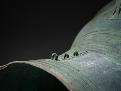 Lot 43 - A LARGE BRONZE RAIN DRUM, KAREN PEOPLE, 18TH-19TH CENTURY