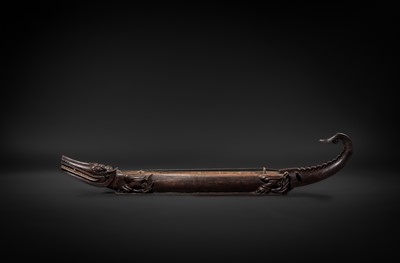 Lot 104 - A BONE-INLAID WOOD THREE-STRINGED CROCODILE ZITHER, MI-GYAYUNG, MON PEOPLE, LATE 19TH TO EARLY 20TH CENTURY