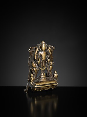 Lot 70 - A RARE SMALL BRASS ALTAR OF VISHNU, HIMACHAL PRADESH, 12TH-13TH CENTURY