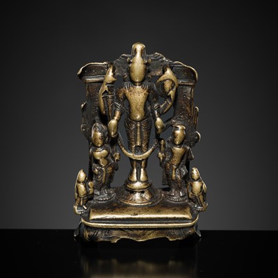 Lot 70 - A RARE SMALL BRASS ALTAR OF VISHNU, HIMACHAL PRADESH, 12TH-13TH CENTURY