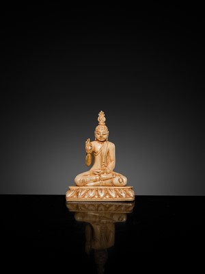 Lot 157 - A GROUP OF THREE MINIATURE IVORY FIGURES OF BUDDHA SHAKYAMUNI, 19TH CENTURY