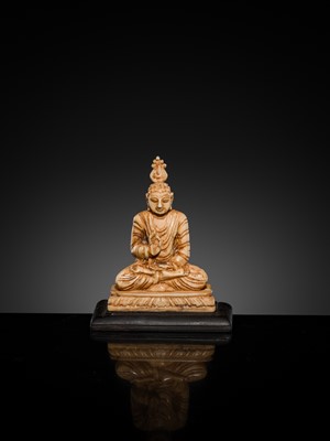 Lot 157 - A GROUP OF THREE MINIATURE IVORY FIGURES OF BUDDHA SHAKYAMUNI, 19TH CENTURY