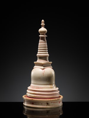 Lot 48 - AN IVORY RELIQUARY IN THE FORM OF A MINIATURE STUPA, KANDY PERIOD, 17TH-18TH CENTURY