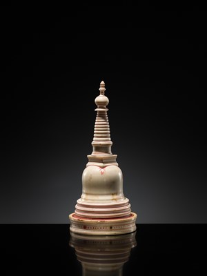 Lot 48 - AN IVORY RELIQUARY IN THE FORM OF A MINIATURE STUPA, KANDY PERIOD, 17TH-18TH CENTURY
